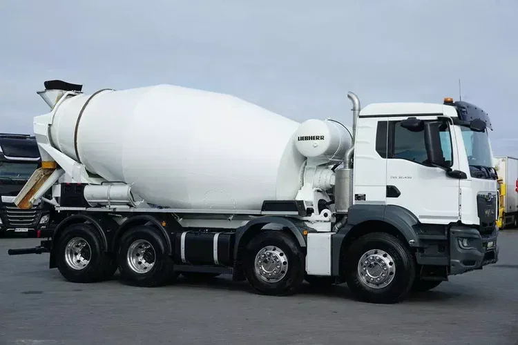 MAN TGS / 32.430 / E 6 / BETONOMIESZARKA / 8 X 4 zdjęcie 4