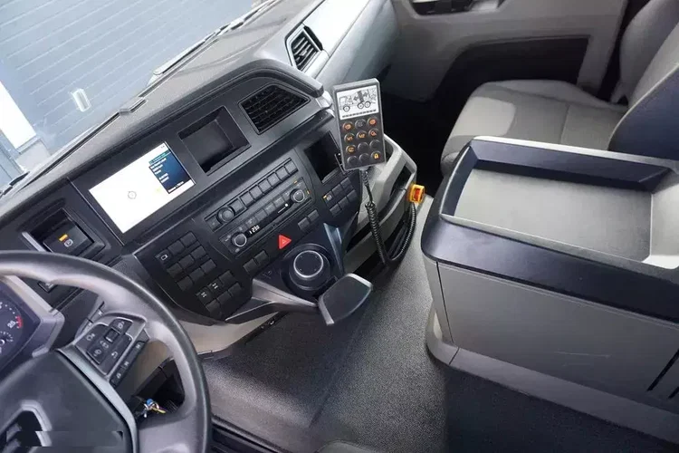 MAN TGS / 32.430 / E 6 / BETONOMIESZARKA / 8 X 4 zdjęcie 9