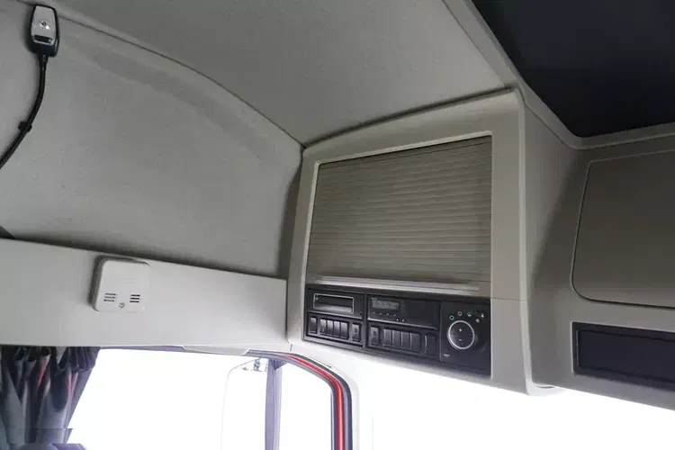 Volvo / FH / 420 / EURO 6 / ACC / MAŁY PRZEBIEG zdjęcie 40
