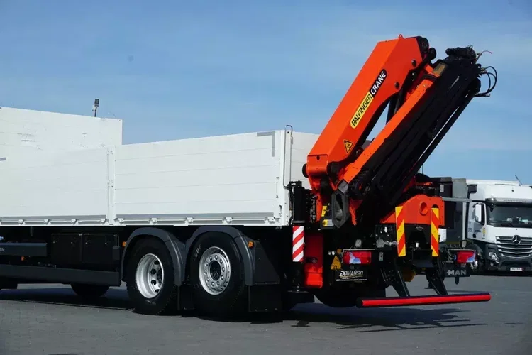 MAN TGS / 26.400 / 6 X 2 / SKRZYNIOWY + HDS / PALFINGER PK 22002 / OŚ SKRĘTNA zdjęcie 33