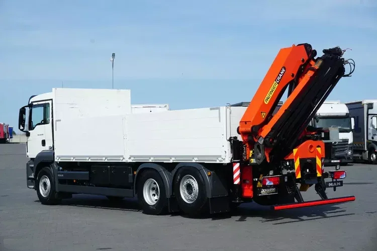 MAN TGS / 26.400 / 6 X 2 / SKRZYNIOWY + HDS / PALFINGER PK 22002 / OŚ SKRĘTNA zdjęcie 6