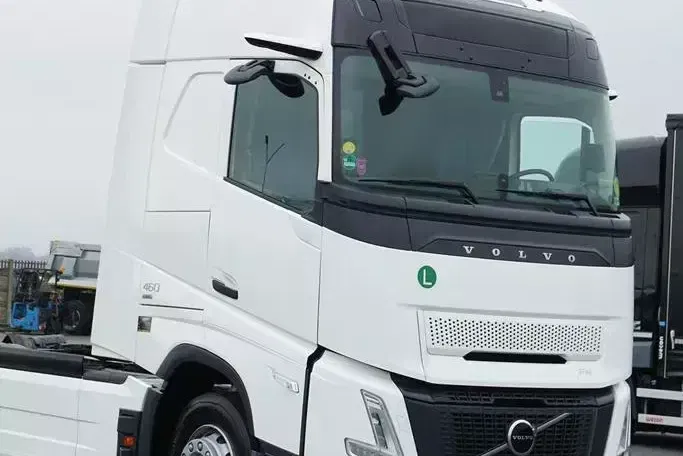 Volvo FH / AREO / 460 / I – SAVE / XL / EURO 6 / ACC / I -COOL / NOWY MODEL zdjęcie 32
