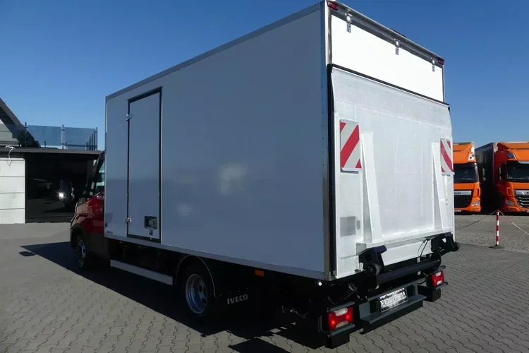 Iveco DAILY 50C15 / KONTENER + WINDA / SUPER STAN / 3 LITRY/ zdjęcie 5