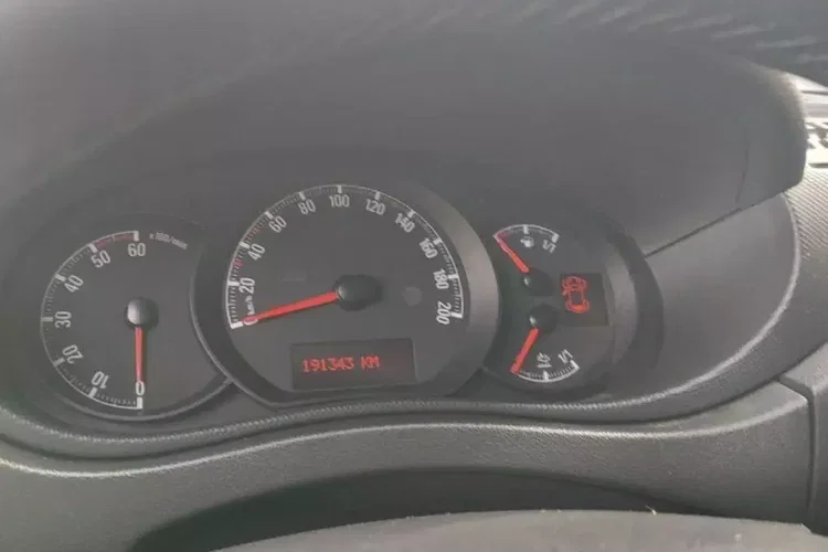 Opel Movano zdjęcie 37