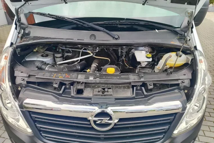 Opel Movano zdjęcie 42