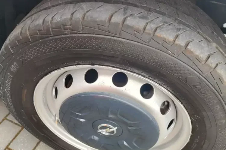 Opel Movano zdjęcie 47