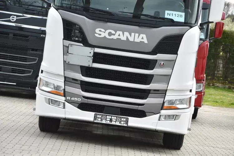 Scania R450 RETARDER | ADR | STANDARD | NAWIGACJA | 2 ŁÓŻKA | 1.300 L | MIĘDZYOSIE zdjęcie 13