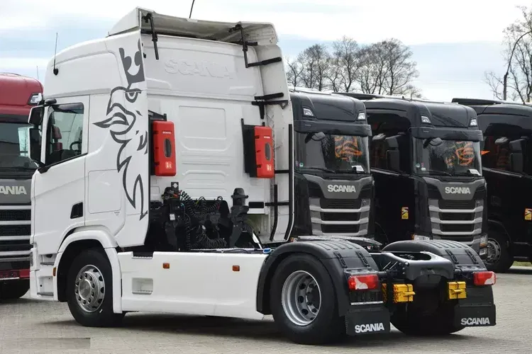 Scania R450 RETARDER | ADR | STANDARD | NAWIGACJA | 2 ŁÓŻKA | 1.300 L | MIĘDZYOSIE zdjęcie 5