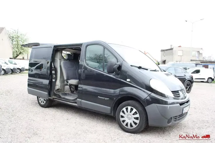 Renault trafic zdjęcie 2