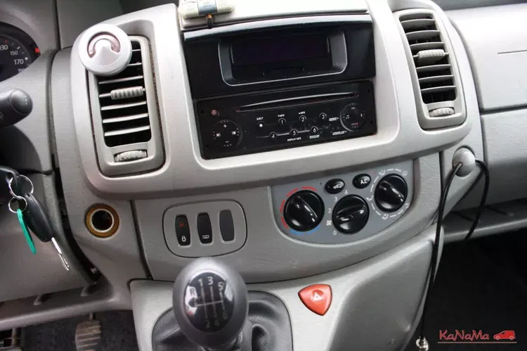 Renault trafic zdjęcie 21