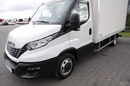 Iveco DAILY 3.0 / KONTENER-FURGON / WINDA 750 KG / DMC: 3500 KG / NISKI PRZEBIEG / 2021 zdjęcie 13
