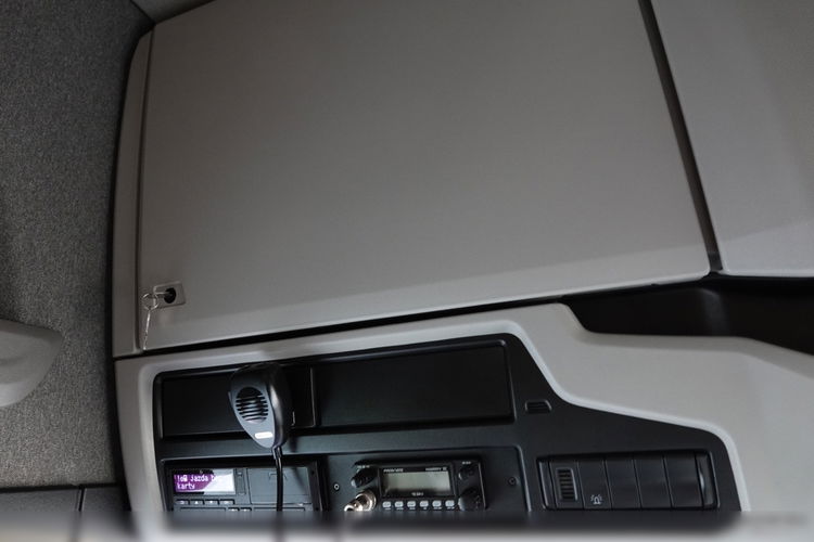 Scania R 450 / LOWDECK / MEGA / OPONY 100% / 2021 / PO ZŁOTYM KONTRAKCIE SERWISOWYM  zdjęcie 34