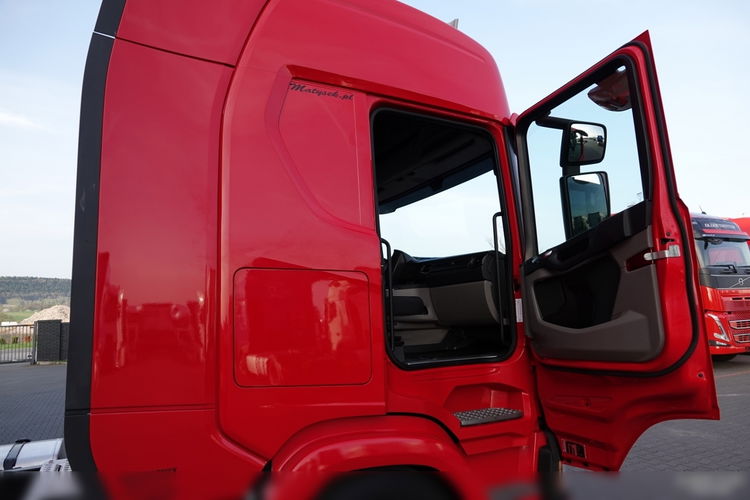 Scania R 450 / LOWDECK / MEGA / OPONY 100% / 2021 / PO ZŁOTYM KONTRAKCIE SERWISOWYM  zdjęcie 37