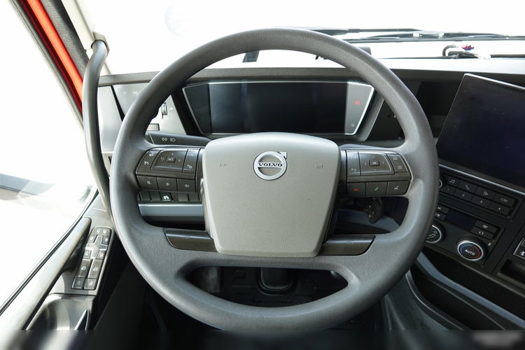 Volvo FH 500 / KLIMA POSTOJOWA / I-SAVE / NOWY MODEL  / PO ZŁOTYM KONTRAKCIE SERWISOWYM zdjęcie 30