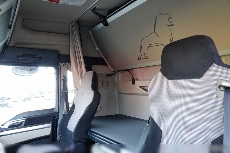 MAN TGX 18.500 / RETARDER / KLIMA POSTOJOWA PO KONTRAKCIE SERWISOWYM zdjęcie 25