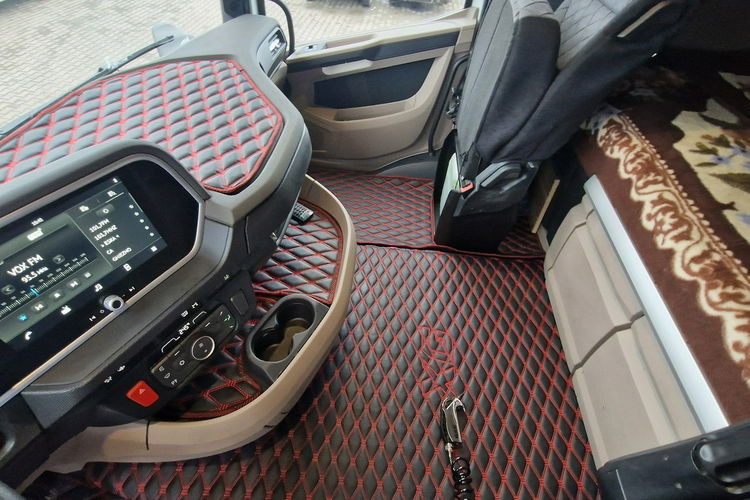 DAF XG 480 CIĄGNIK SIODŁOWY 4x2 ZESTAWA NACZEPA NISKOPODŁOGOWA zdjęcie 18