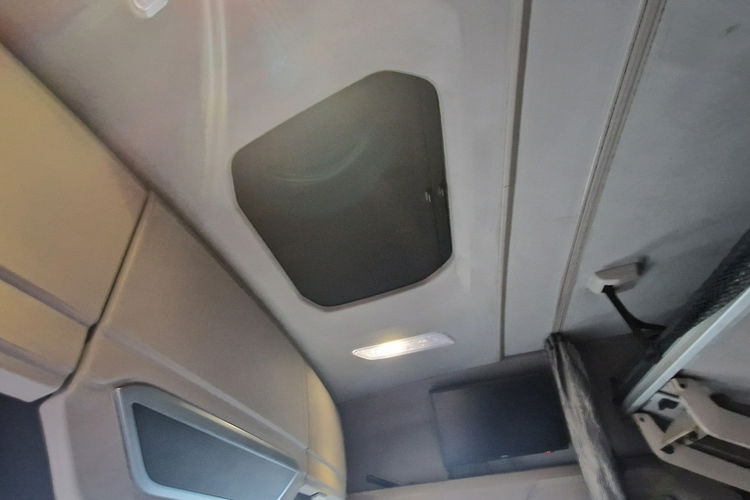 DAF XG 480 CIĄGNIK SIODŁOWY 4x2 ZESTAWA NACZEPA NISKOPODŁOGOWA zdjęcie 25