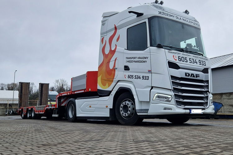 DAF XG 480 CIĄGNIK SIODŁOWY 4x2 ZESTAWA NACZEPA NISKOPODŁOGOWA zdjęcie 29
