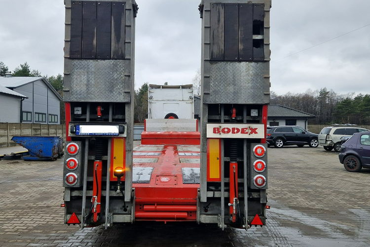 BODEX ZESTAW ROZSUWANA 3 OSIE LAWETA NACZEPA NISKOPODŁOGOWA ZESTAW ROZSUWANA 3 OSIE LAWETA zdjęcie 6