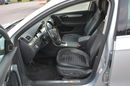 Volkswagen Passat Highline Radar ACC Kamera 4-Motion bi-Xenon Ledy Skóry Navi 2xParktr. zdjęcie 22