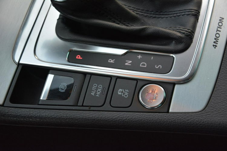 Volkswagen Passat Highline Radar ACC Kamera 4-Motion bi-Xenon Ledy Skóry Navi 2xParktr. zdjęcie 26