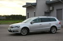 Volkswagen Passat Highline Radar ACC Kamera 4-Motion bi-Xenon Ledy Skóry Navi 2xParktr. zdjęcie 3