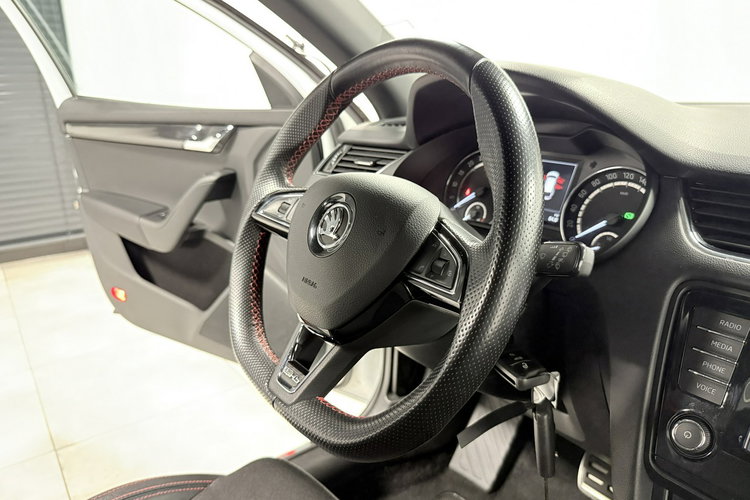 Skoda Octavia RS 2.0 TDI 184KM CHALLENGE VRS Mode AppleCar Bi-Xenon El.Klapa NIEMCY zdjęcie 33