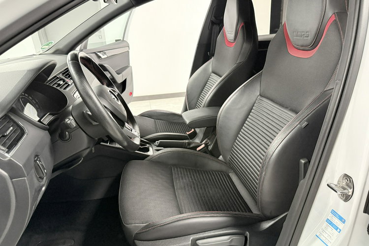 Skoda Octavia RS 2.0 TDI 184KM CHALLENGE VRS Mode AppleCar Bi-Xenon El.Klapa NIEMCY zdjęcie 42