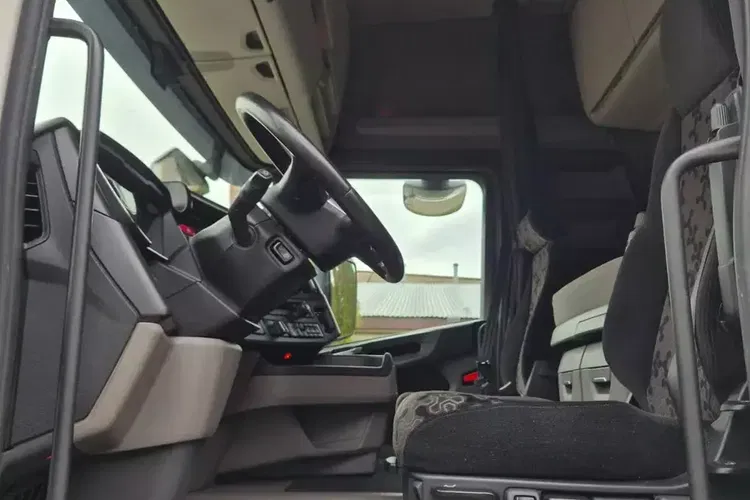 Scania R450 zdjęcie 21