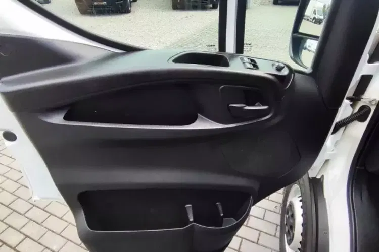 Iveco Daily zdjęcie 15