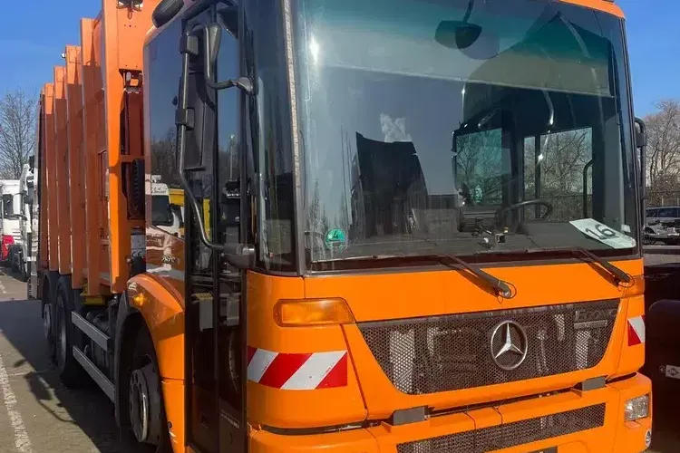 Mercedes ECONIC 2926 EEV/ / ŚMIECIARKA/ZOELLER zdjęcie 1
