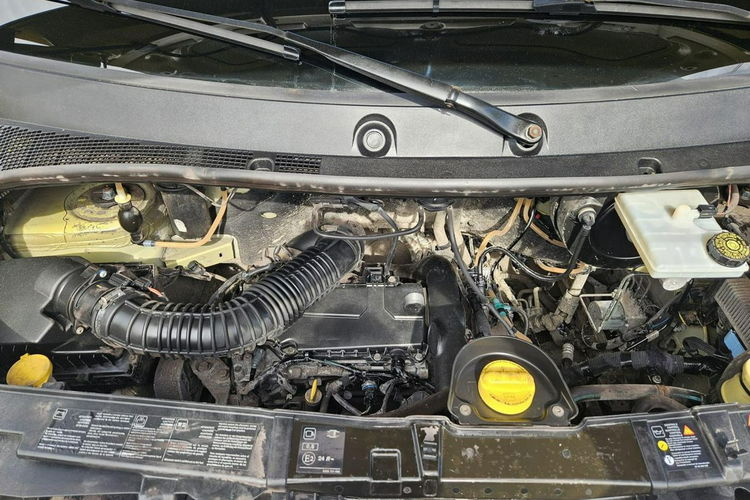 Renault Master maxi brygadówka 7 miejsc rej. 2013 zdjęcie 18