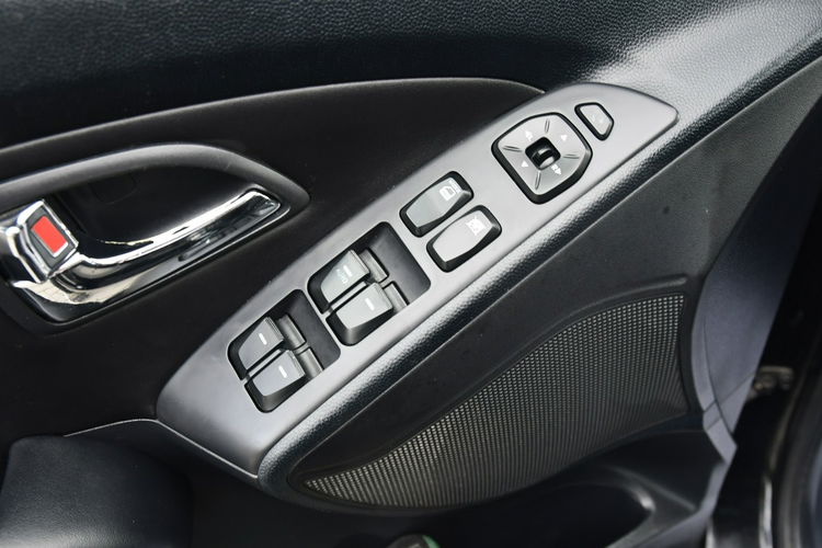 Hyundai ix35 1, 6benz Skóry, Navi.Kam.Przód Tył.Tempomat.Podg.Fot.Przód i T. zdjęcie 21