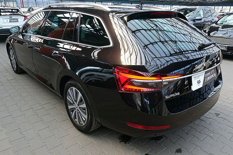 Skoda Superb STYLE+Automat+Led Gwarancja FABRYCZNA do 2027r 1wł Kraj Bezwypadkowy 4x2 zdjęcie 70