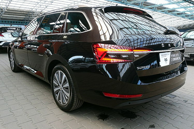 Skoda Superb STYLE+Automat+Led Gwarancja FABRYCZNA do 2027r 1wł Kraj Bezwypadkowy 4x2 zdjęcie 75