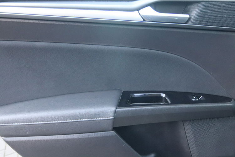 Ford Mondeo KRAJOWY, 2018-data 1-szej rejestracji zdjęcie 26