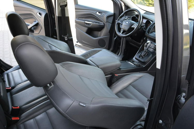 Ford Kuga Titanium 4WD Panorama Skóry Ledy Navi Kamera Panorama El.Klapa ASO zdjęcie 19