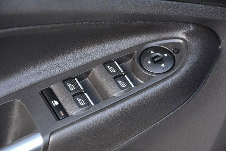 Ford Kuga Titanium 4WD Panorama Skóry Ledy Navi Kamera Panorama El.Klapa ASO zdjęcie 31