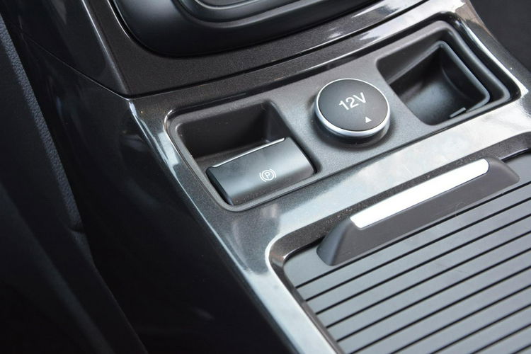 Ford Kuga Titanium 4WD Panorama Skóry Ledy Navi Kamera Panorama El.Klapa ASO zdjęcie 33