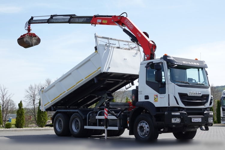 Iveco   TRAKKER 450 / 6x4 / WYWROTKA + HYDROBURTA / + HDS FASSI F165  / WYSÓW 8 M / CHWYTAK / EURO 6 zdjęcie 7