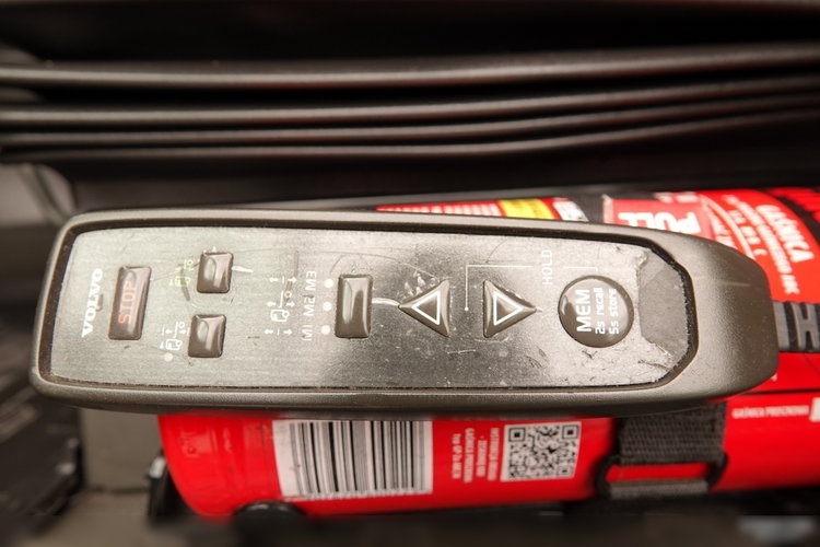 Volvo FH 500 / I-SAVE / XL / ZESTAW TANDEM PRZEJAZDOWY 120 M3 / 2023 / I-PARK COOL / ZAWIESIE DOKI DO WÓZKA / PO ZŁOTYM KONTRAKCIE SERWISOWYM zdjęcie 45