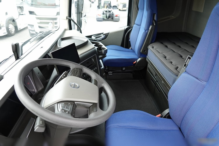 Volvo FH 500 / I-SAVE / XL / ZESTAW TANDEM PRZEJAZDOWY 120 M3 / 2023 / I-PARK COOL / ZAWIESIE DOKI DO WÓZKA / PO ZŁOTYM KONTRAKCIE SERWISOWYM zdjęcie 46