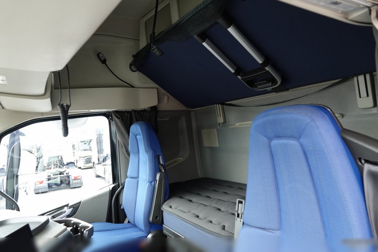 Volvo FH 500 / I-SAVE / XL / ZESTAW TANDEM PRZEJAZDOWY 120 M3 / 2023 / I-PARK COOL / ZAWIESIE DOKI DO WÓZKA / PO ZŁOTYM KONTRAKCIE SERWISOWYM zdjęcie 47