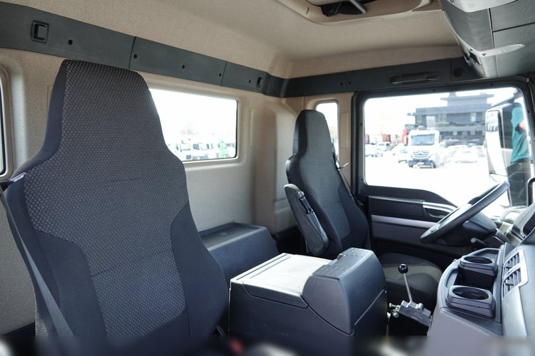 MAN TGS 32.420 / 8X4 / BETONOMIESZARKA 9 M3 / IMER / 2020 ROK / 49 000 KM zdjęcie 40