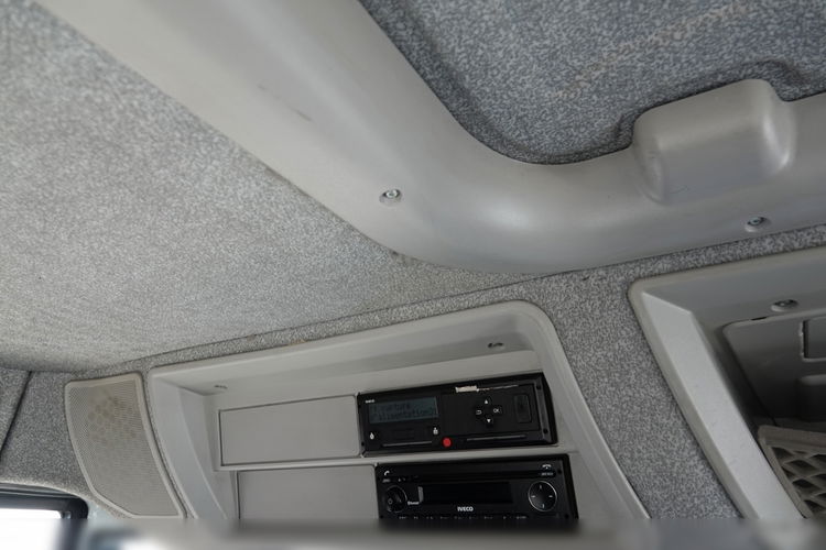 Iveco / STRALIS 310 / SKRZYNIOWY- 8 M / 4x2 / EURO 6 zdjęcie 32