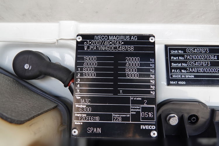 Iveco / STRALIS 310 / SKRZYNIOWY- 8 M / 4x2 / EURO 6 zdjęcie 36