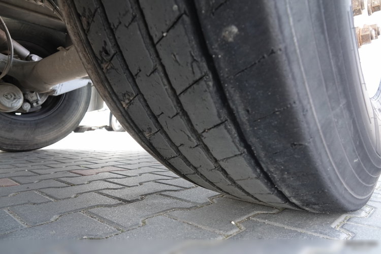 STAS WYWROTKA 43 m3  / ALUMINIOWA / OŚ PODNOSZONA  /  ALUFELGI   zdjęcie 19