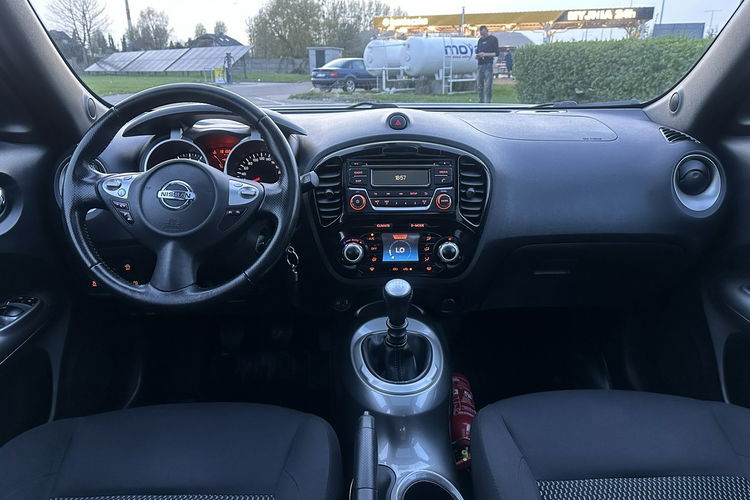 Nissan Juke 2015 1.2 benzyna 115km bezwypadkowy panorama xenon 2 komplety alu zdjęcie 17