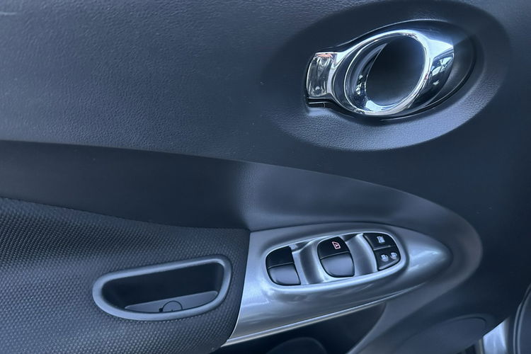Nissan Juke 2015 1.2 benzyna 115km bezwypadkowy panorama xenon 2 komplety alu zdjęcie 19