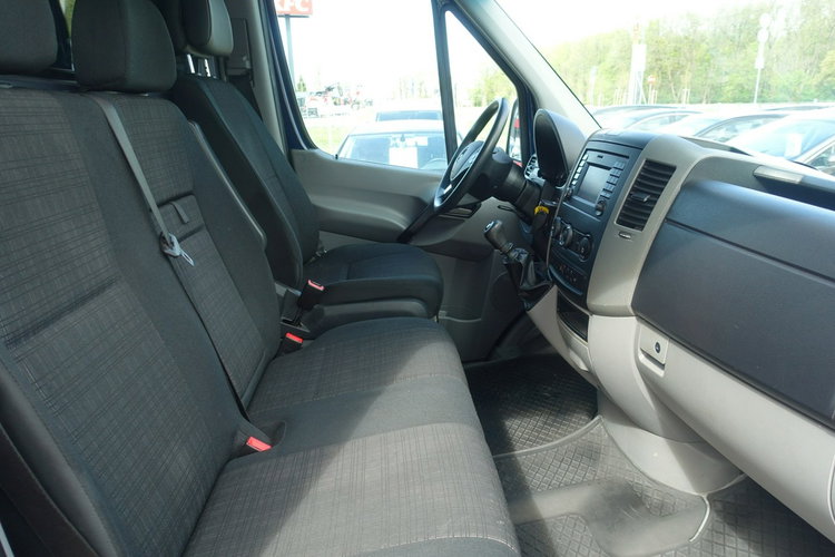 Mercedes Sprinter R E Z E R W A C J A zdjęcie 12